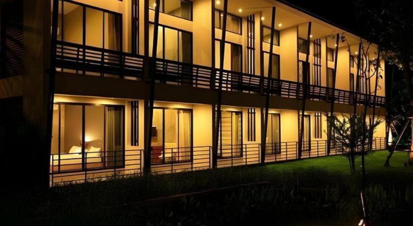 Lumphawa Amphawa Resort Samut Songkhram Ngoại thất bức ảnh